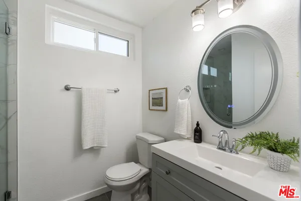 $648,000 | 5055 Coldwater Canyon Avenue, Unit 219, Sherman Oaks, CA 91423