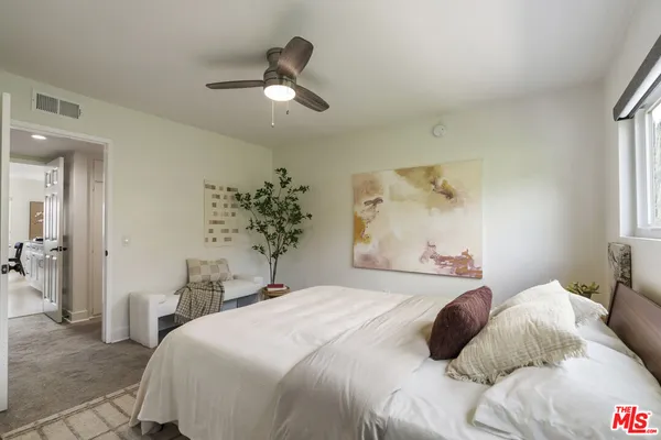 $648,000 | 5055 Coldwater Canyon Avenue, Unit 219, Sherman Oaks, CA 91423