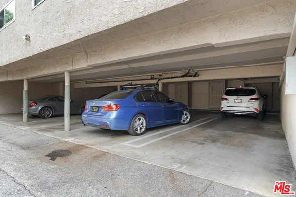 $648,000 | 5055 Coldwater Canyon Avenue, Unit 219, Sherman Oaks, CA 91423