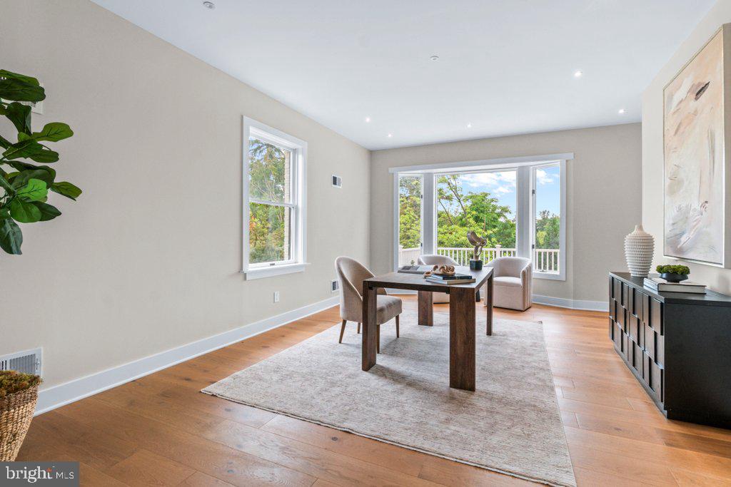 6002 Onondaga Road Bethesda, MD 20816 - Photo 33 of 70