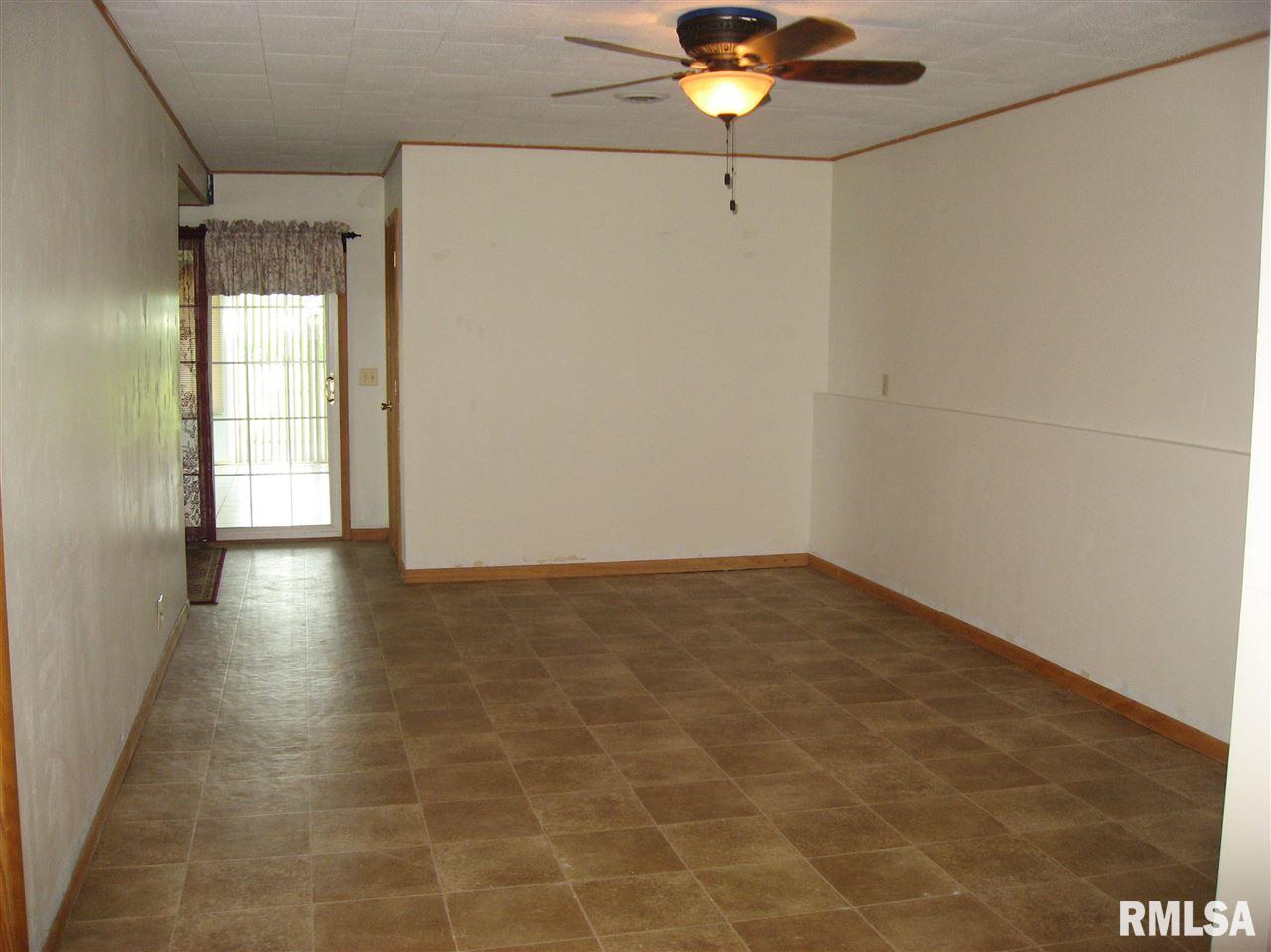 21235 North 2400th Road Prairie City, IL 61470 - Photo 15 of 22