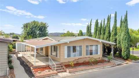 $189,999 | 1601 South Garey, Unit 93, Pomona, CA 91766