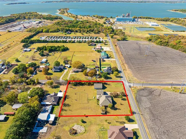 $555,000 | 14184 County Road 489, Nevada, TX 75173