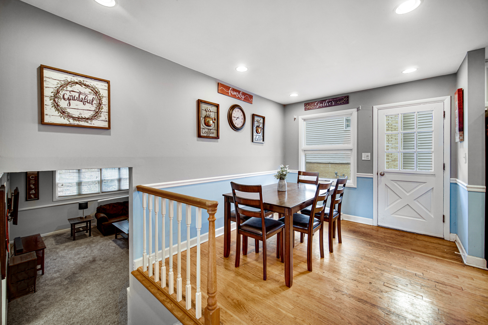 533 Drake Street Libertyville, IL 60048 - Photo 14 of 43 a view of a dining room with furniture window and wooden floor