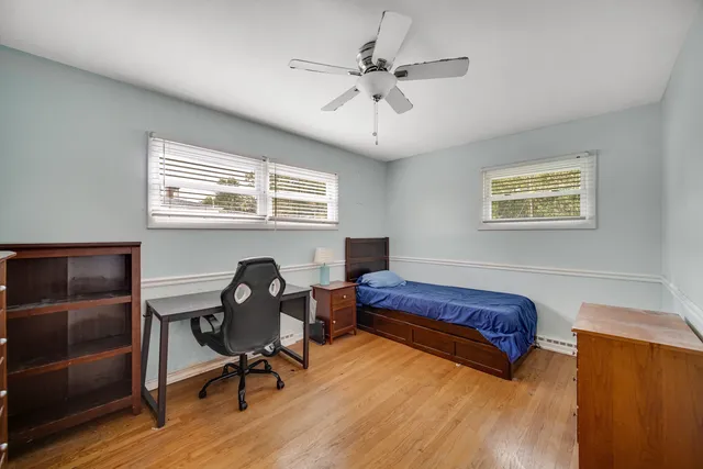 $525,000 | 533 Drake Street, Libertyville, IL 60048