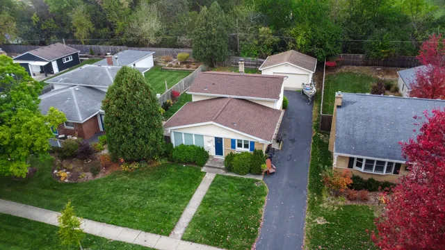 $525,000 | 533 Drake Street, Libertyville, IL 60048