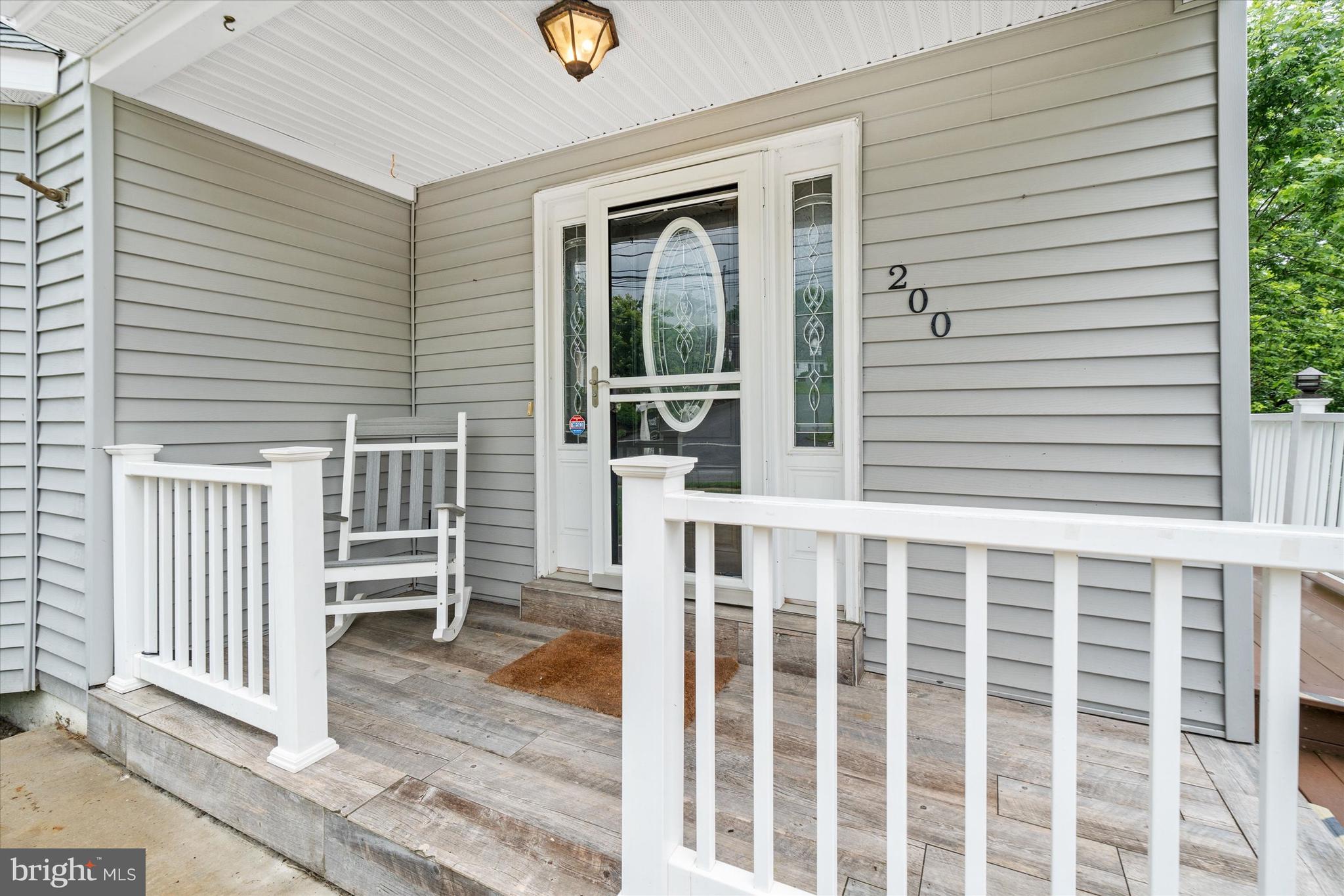 200 North Mill Road Kennett Square, PA 19348 - Photo 3 of 39 Front Porch