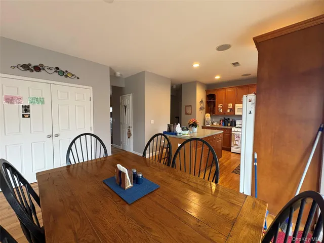 $719,000 | 5 Juniper Way, Wappingers Falls, NY 12590