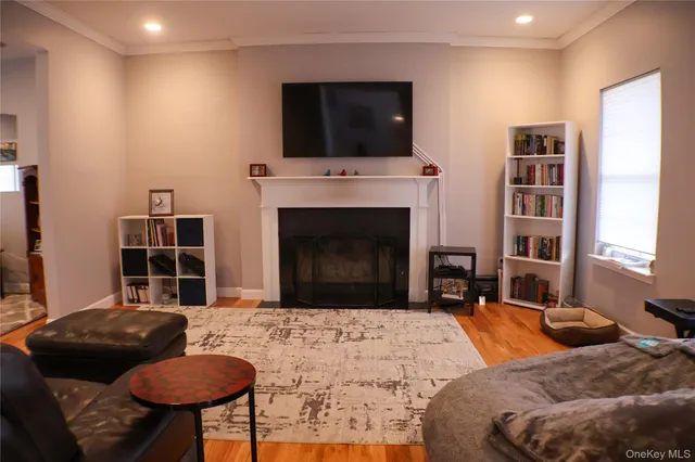 $719,000 | 5 Juniper Way, Wappingers Falls, NY 12590