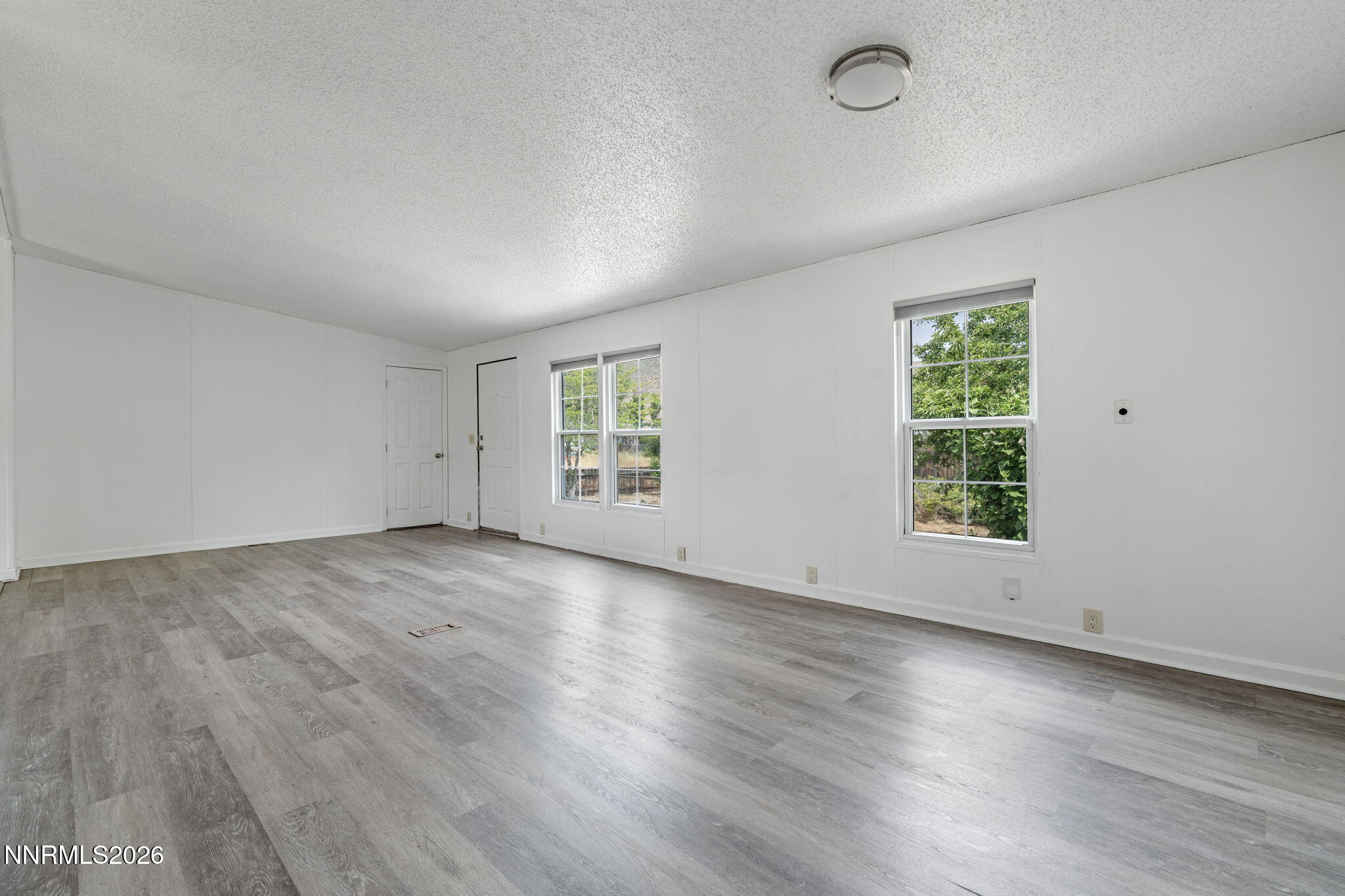 17880 Blackbird Drive Reno, NV 89508 - Photo 7 of 40 9-web-or-mls-DSC07145