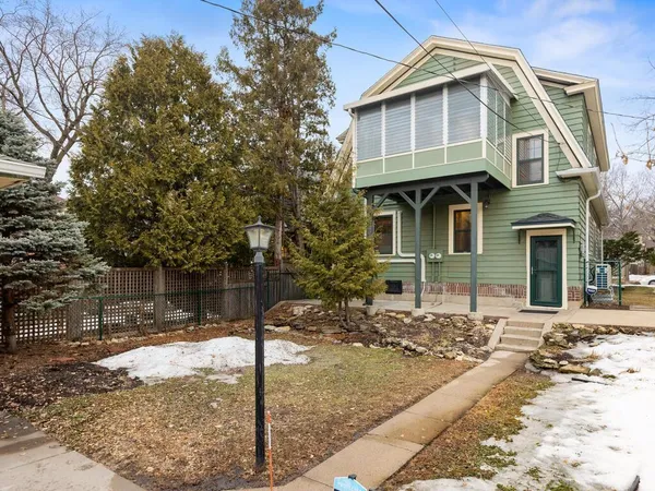$2,600 | 4840 Upton Avenue South, Minneapolis, MN 55410