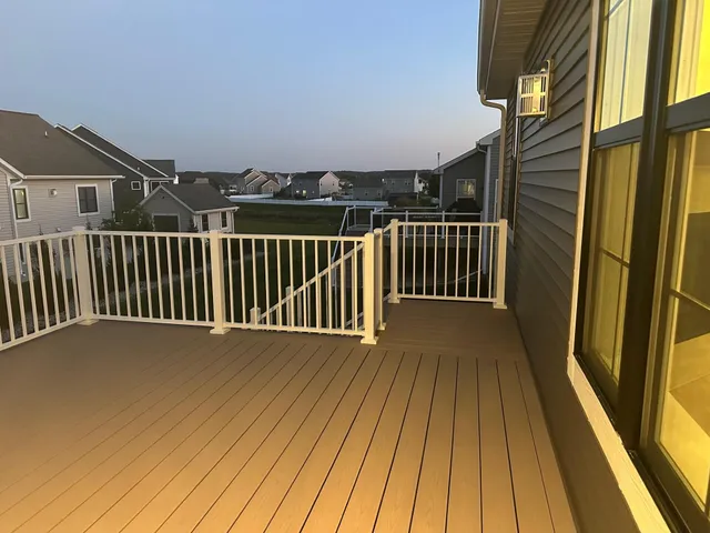 $604,900 | 674 Mary Way, Slinger, WI 53086