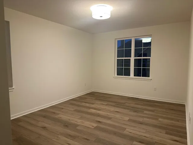 $604,900 | 674 Mary Way, Slinger, WI 53086