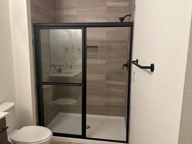 $604,900 | 674 Mary Way, Slinger, WI 53086