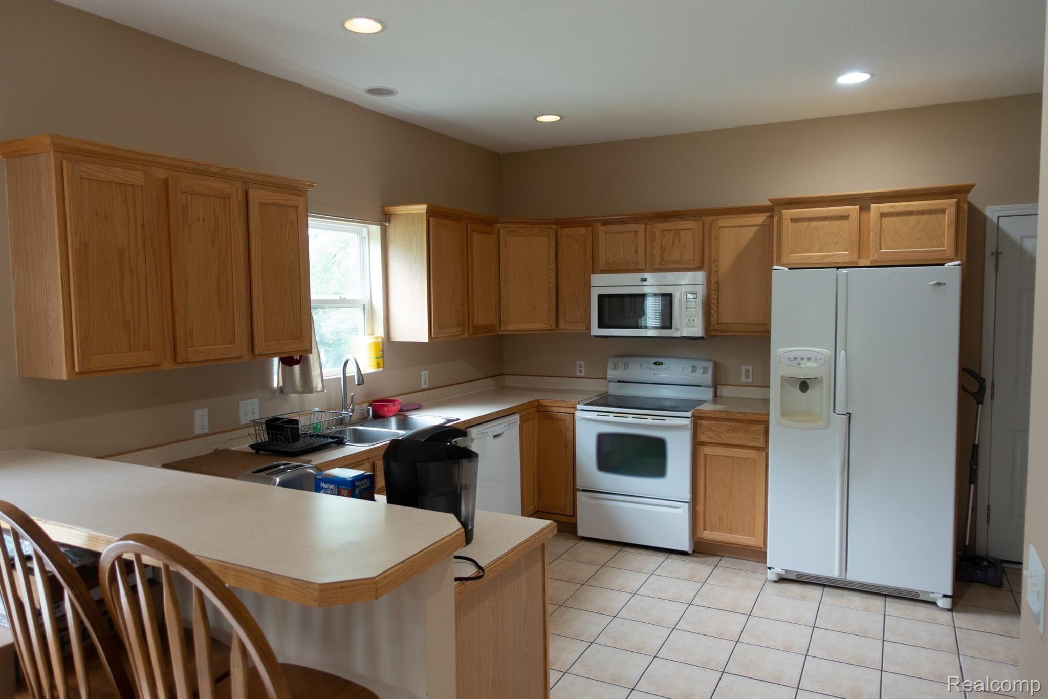 5424 Elms Road Flushing, MI 48433 - Photo 11 of 44 20210626_00852.jpg