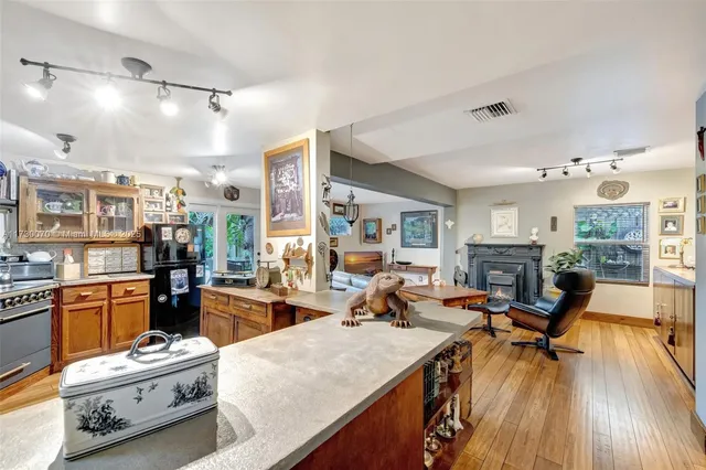 $730,000 | 1401 Northeast 33rd Street, Oakland Park, FL 33334