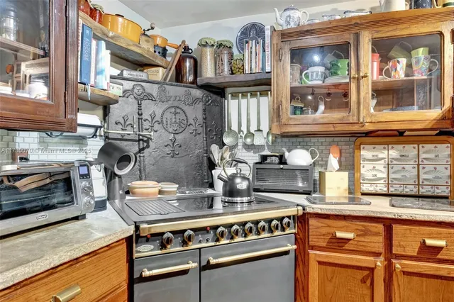 $730,000 | 1401 Northeast 33rd Street, Oakland Park, FL 33334