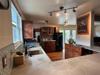 $699,000 | 1401 Northeast 33rd Street, Oakland Park, FL 33334