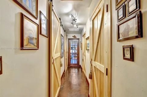 $699,000 | 1401 Northeast 33rd Street, Oakland Park, FL 33334