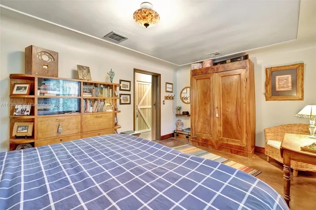 $730,000 | 1401 Northeast 33rd Street, Oakland Park, FL 33334