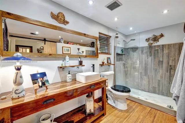 $730,000 | 1401 Northeast 33rd Street, Oakland Park, FL 33334