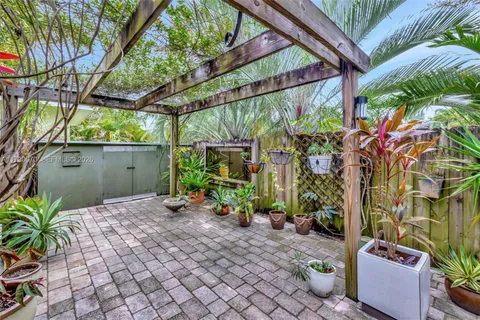 $699,000 | 1401 Northeast 33rd Street, Oakland Park, FL 33334