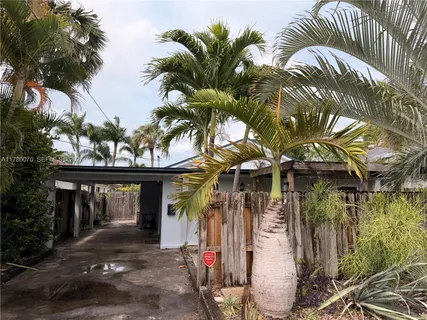 $699,000 | 1401 Northeast 33rd Street, Oakland Park, FL 33334