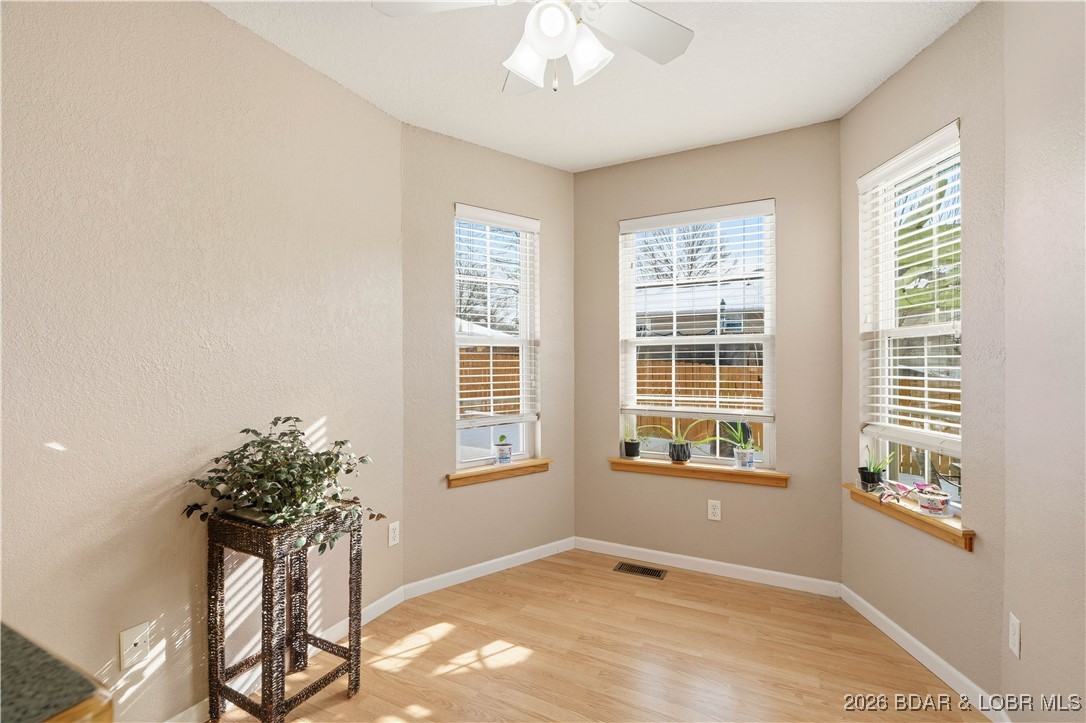 412 West Champain Street Eldon, MO 65026 - Photo 12 of 32 Imagine siting at your round breakfast table sippi