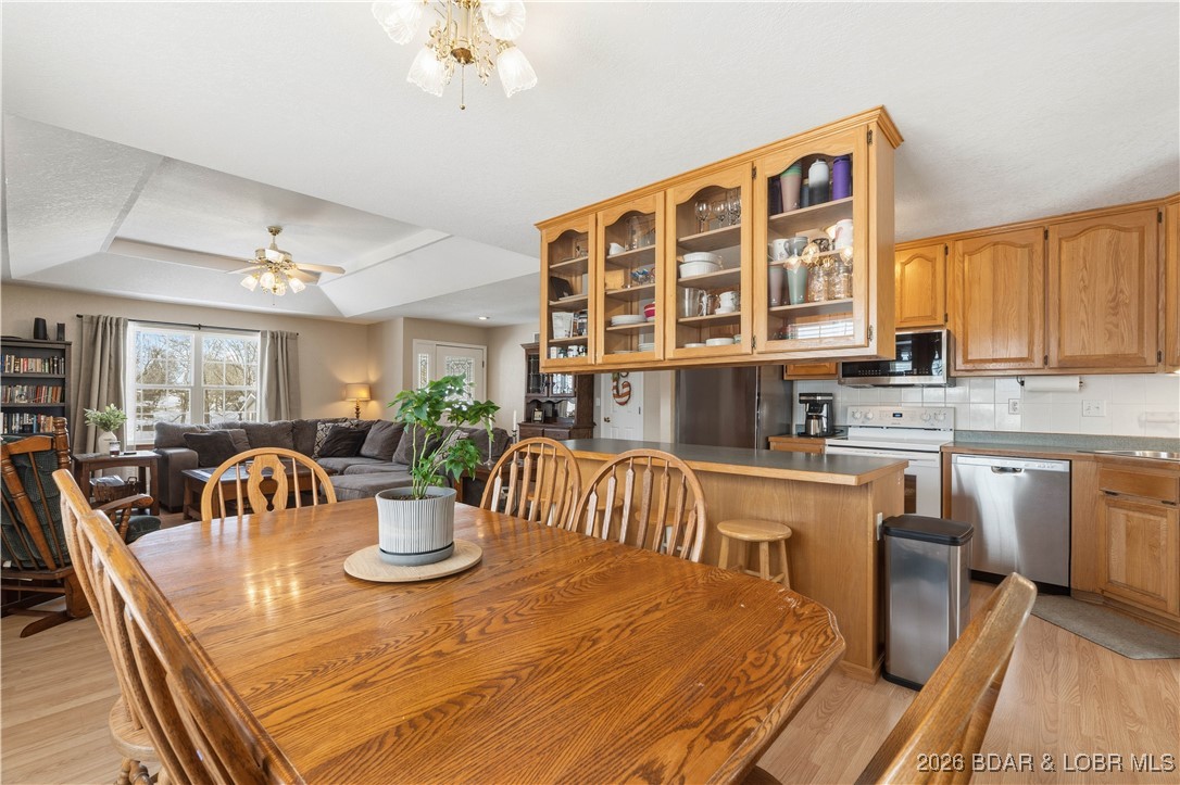 412 West Champain Street Eldon, MO 65026 - Photo 10 of 32 The chef of the home can easily interact with gues