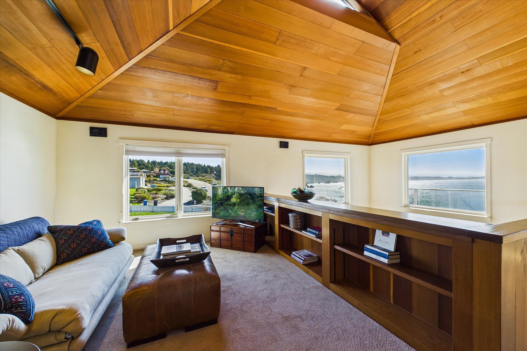 730 Edwards Street Trinidad, CA 95570 - Photo 39 of 73 Media Room