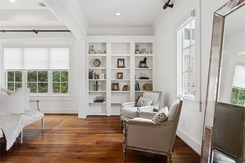 $1,695,000 | 1819 Banks Street, Houston, TX 77098