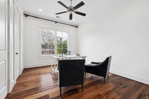 $1,695,000 | 1819 Banks Street, Houston, TX 77098