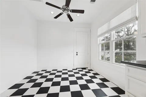 $1,695,000 | 1819 Banks Street, Houston, TX 77098