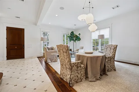 $1,695,000 | 1819 Banks Street, Houston, TX 77098