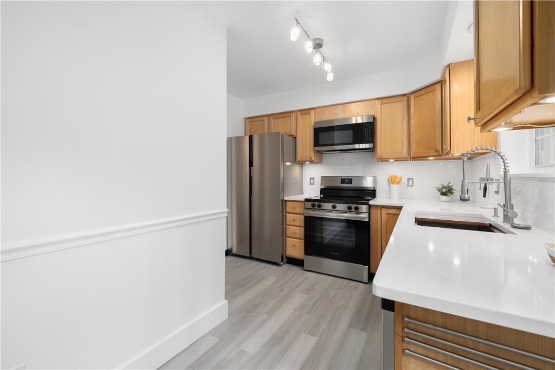 45 Cherry Lane, Unit C South Kingstown, RI 02879 - Photo 14 of 33