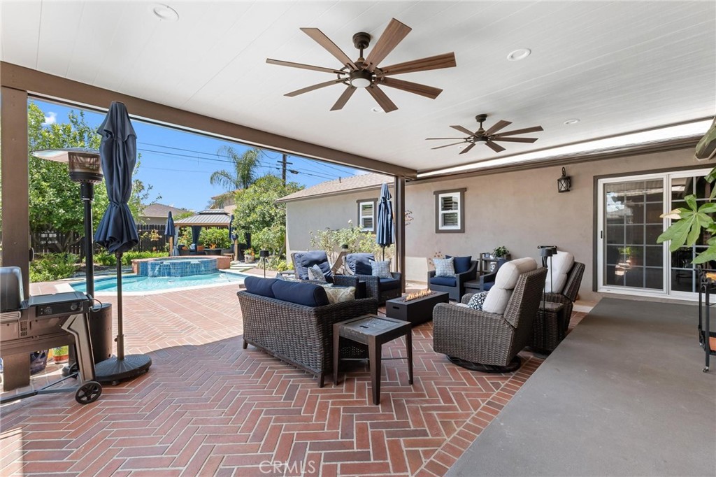 5545 Tower Riverside, CA 92506 - Photo 50 of 70
