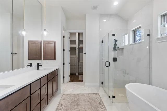 $720,000 | 132 Darst Lane, Bastrop, TX 78602