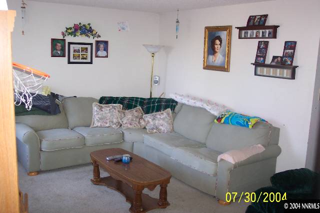 6820 Peppermint Drive Reno, NV 89506 - Photo 2 of 3 Photo 2