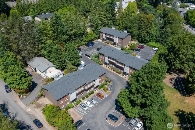 $265,000 | 230 Southwest Clark Street, Unit C203, Issaquah, WA 98027