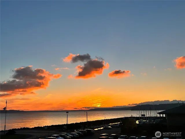 $549,000 | 601 South 227th Street, Unit 301S, Des Moines, WA 98198