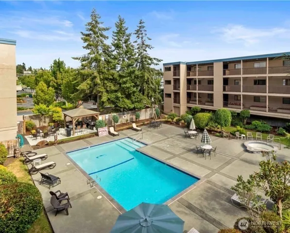 $549,000 | 601 South 227th Street, Unit 301S, Des Moines, WA 98198