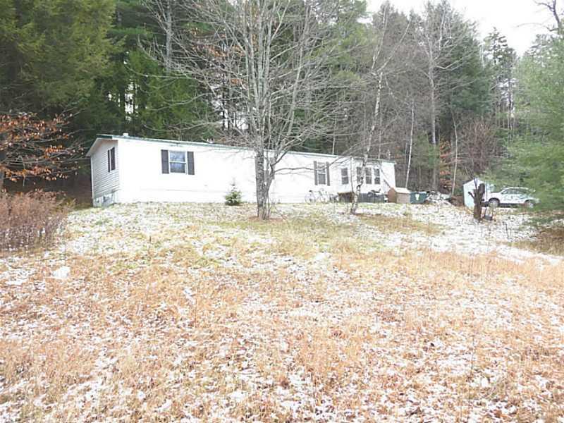 139 Old Rte 26 Paris, ME 04281 - Photo 2 of 34 Exterior Front.