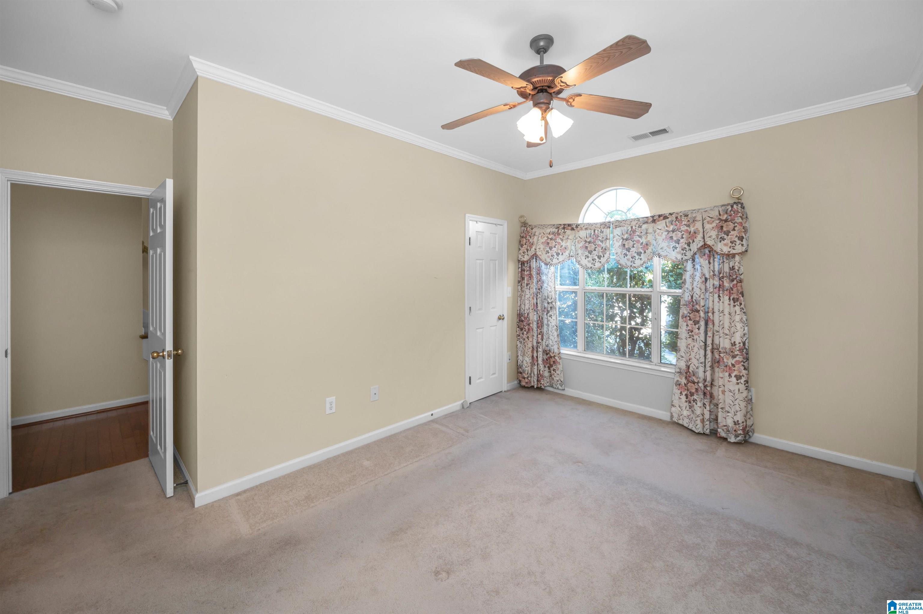 136 Canyon Trail Pelham, AL 35124 - Photo 18 of 36