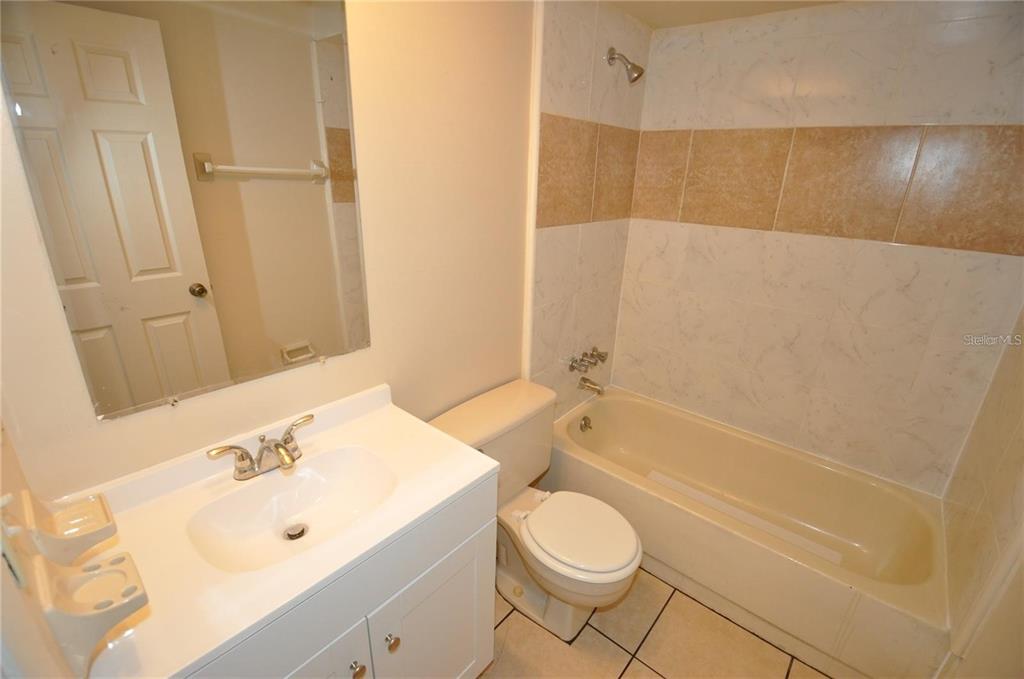3812 Deeson Road, Unit 2 Lakeland, FL 33810 - Photo 11 of 15 Gallery Image 11