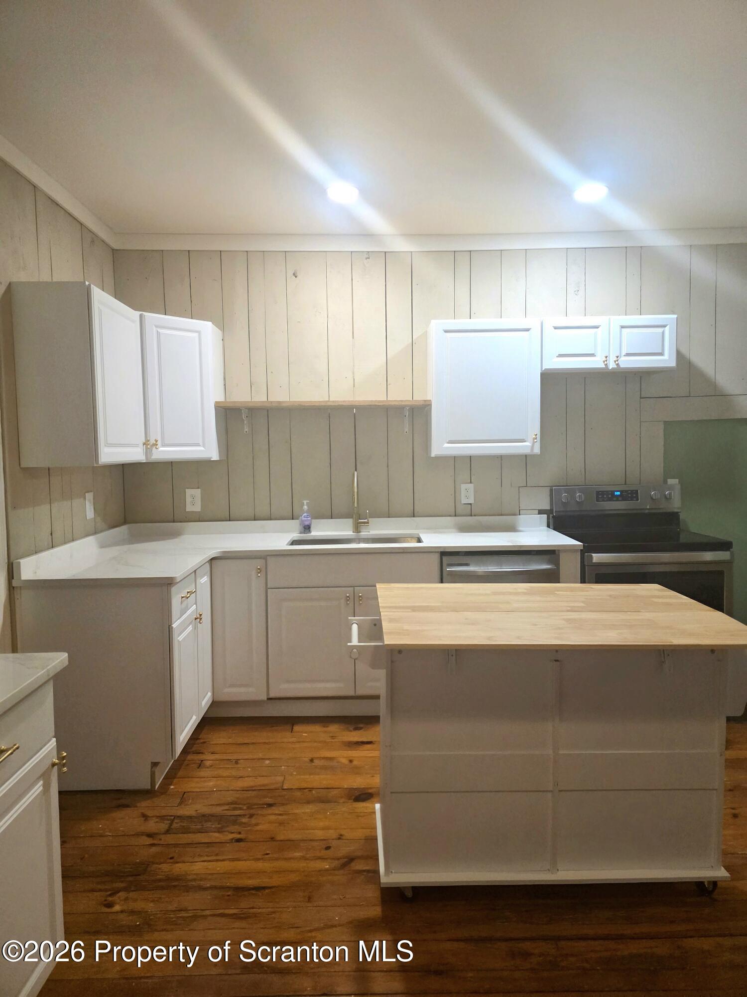 28 Pine Street Tunkhannock, PA 18657 - Photo 14 of 52 20260110_154025