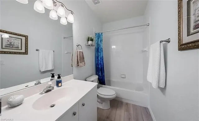 $3,650 | 640 Lalique Circle, Unit 407, Naples, FL 34119