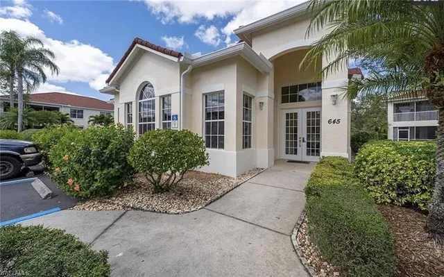 $3,650 | 640 Lalique Circle, Unit 407, Naples, FL 34119