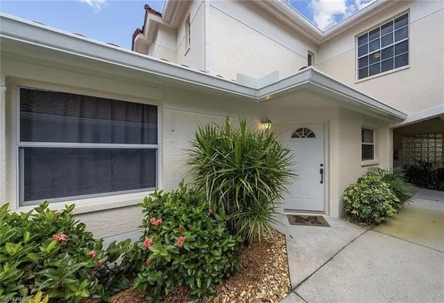 $3,650 | 640 Lalique Circle, Unit 407, Naples, FL 34119