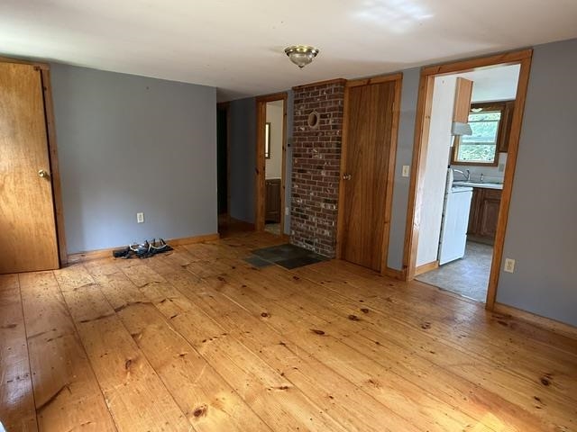 5274 S Road Corinth, VT 05033 - Photo 6 of 13