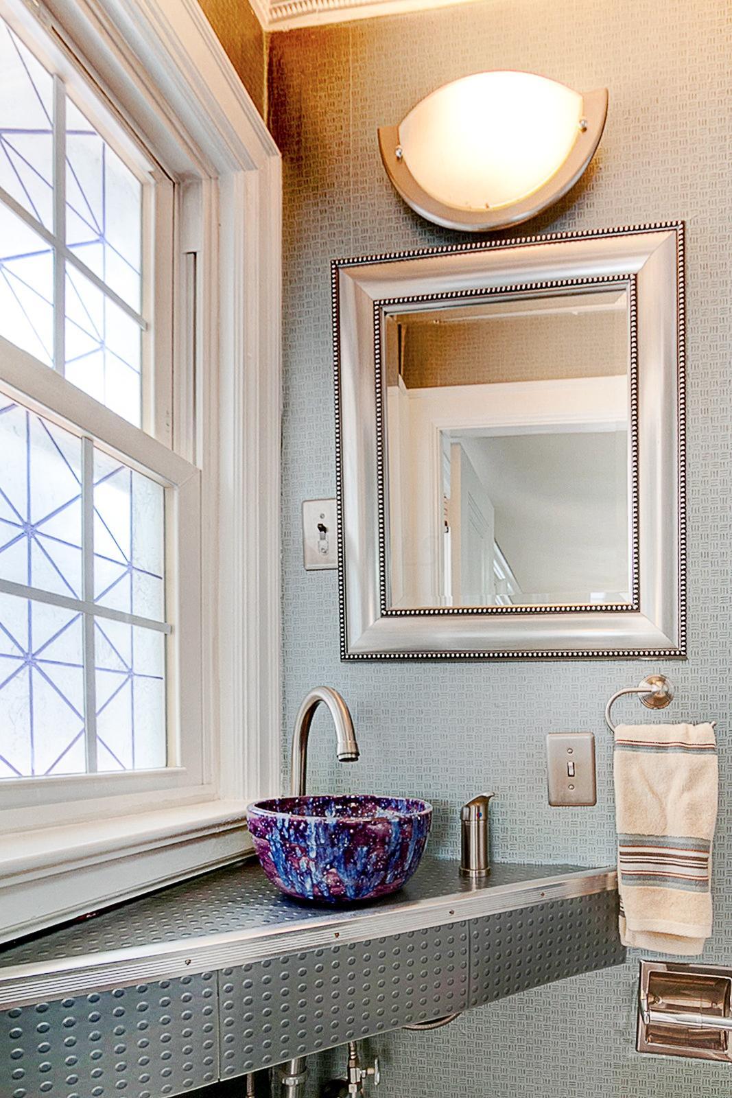 550 East Torrence Road Columbus, OH 43214 - Photo 12 of 32 Gallery Image 12